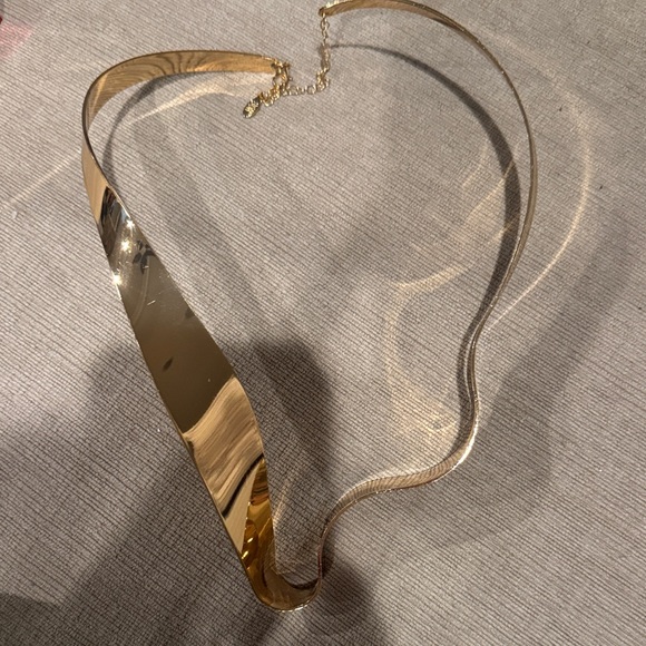 8 Other Reasons Jewelry - 8 Other Reasons Gold Twisted Metal Collar Necklace